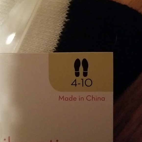 NWT foxy socks - Picture 3 of 3